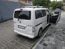 Рейлінги ХРОМ 143 см, Пластикові ніжки для Nissan NV200 2009- рр - 2