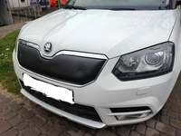 Зимова накладка на решітку (верхня, 2013-2025) Глянцева для Skoda Yeti рр