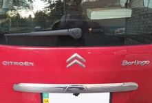 Хром планка над номером (нерж) для Citroen Berlingo 2008-2018 рр