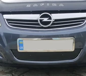 Зимова накладка на решітку (2008-2011) Глянцева для Opel Zafira B рр
