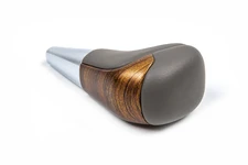 Ручка КПП (Сіра шкіра -2025 світле дерево) для Toyota Land Cruiser 200