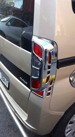 Накладка на стопи з вигином (2 шт, пласт) для Peugeot Bipper