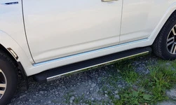 Бокові пороги дизайн 2020 ОЕМ (2 шт, алюміній) для Toyota 4Runner 2009-2024 рр