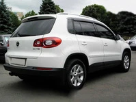 Вітровики з хром молдингом (4 шт, HIC) для Volkswagen Tiguan 2007-2016 рр