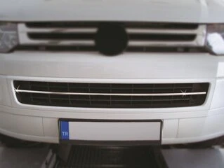 Накладка на решітку бампера (нерж) Carmos - турецька сталь для Volkswagen T5 2010-2015 рр