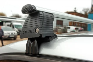 Автобагажник для гладкого даху (хром, пара) для Nissan Leaf 2017- рр