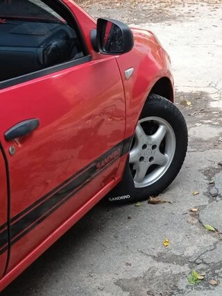 Передні бризковики (2 шт.) для Dacia Sandero 2013-2020 рр