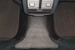 Задня перемичка килимок USA (Stingray Premium) для Volkswagen Passat B7 2012-2015рр