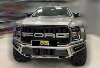 Накладки на дзеркала 2015-2025 (BMW-style, 2 шт) для Ford Ranger рр