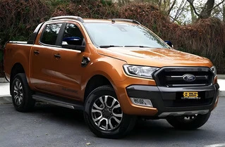 Накладки на дзеркала 2015-2025 (BMW-style, 2 шт) для Ford Ranger рр