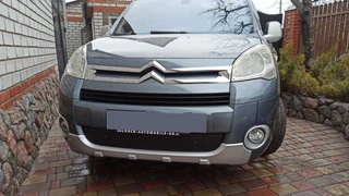Зимова решітка (2008-2012) Глянцева для Citroen Berlingo рр