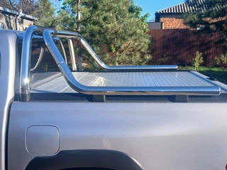 Дуга на кузов (нержавійка) 60мм для Toyota Hilux 2015- рр