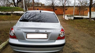 Накладки на стопи (2 шт, пласт) для Hyundai Elantra (XD) 2000-2011 рр