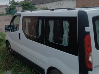 Рейлінги Чорні Коротка база, Метал. ніжки для Nissan Primastar 2002-2014 рр