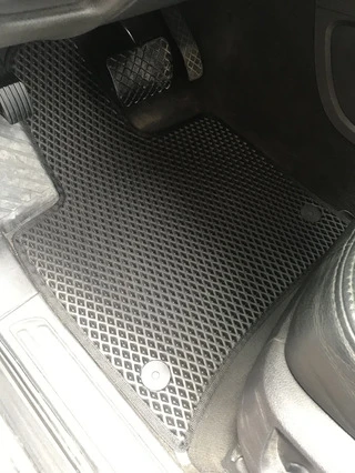 Килимки EVA (чорні) 3 ряди (6 килимків) для Ауди Q7 2005-2015 рр