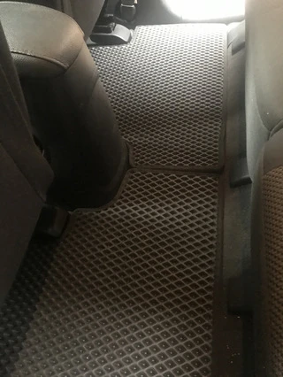 Килимки EVA (чорні) для Kia Sportage 2004-2010 рр