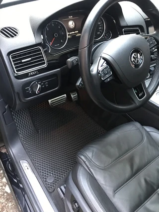 Килимки EVA (чорні) для Volkswagen Touareg 2010-2018 рр