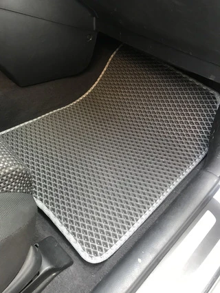 Килимки EVA (чорні) для Toyota Corolla Verso 2004-2009 рр