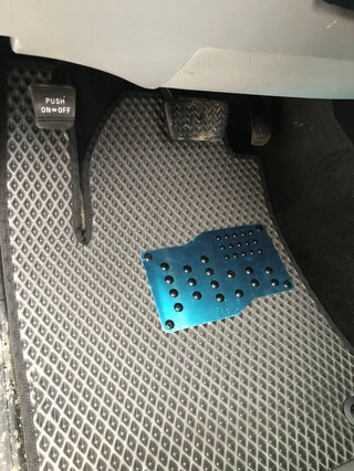 Поліуретанові килимки 3 ряди (EVA, чорні) Середній ряд - підлокітник для Toyota Sequoia 2007-2022рр