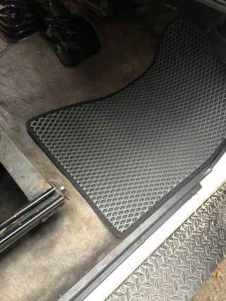 Килимки EVA (чорні) Передні (2 шт) для Toyota Land Cruiser 70