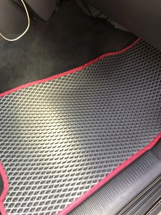 Килимки EVA (чорні) для Jeep Grand Cherokee WJ 1999-2004рр