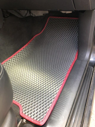 Килимки EVA (чорні) для Jeep Grand Cherokee WJ 1999-2004рр