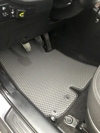 Килимки EVA V2 (чорні) для Kia Sportage 2010-2015 рр