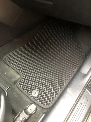 Килимки EVA V1 (чорні) для Kia Sportage 2010-2015 рр