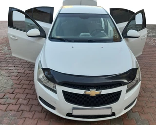Дефлектор капоту (Eurocap) для Chevrolet Cruze 2009-2015 рр