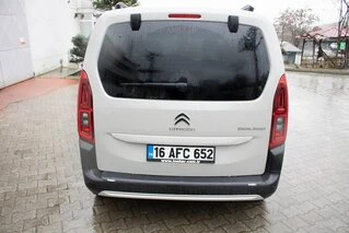 Накладка на задній бампер (ABS) для Citroen Berlingo/Multispace 2019- рр