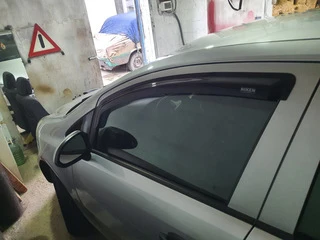 Вітровики (4 шт, Niken) для Opel Corsa D 2007-2014 рр