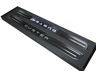 Бездротові пороги з підсвічуванням (2 шт., нерж) для Renault Duster 2008-2017 рр
