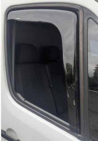 Вітровики вставні (2 шт, HIC) для Volkswagen Crafter 2006-2016 рр