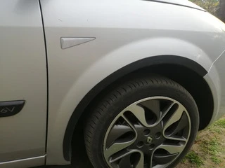 Накладки на арки (4 шт, чорні) для Renault Scenic/Grand 2003-2009 рр