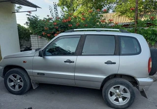 Рейлінги ХРОМ Чавунні ніжки для Chevrolet Niva