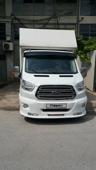Козирьок на лобове скло (чорний глянець, 5мм) для Ford Transit 2014- рр