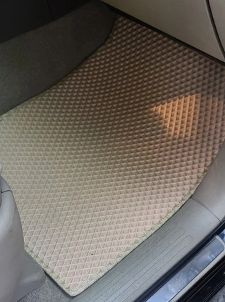 Килимки EVA (2 ряди, бежеві) для Lexus GX470