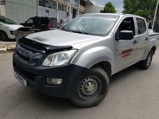 Дефлектор капоту (EuroCap) для Isuzu D-Max 2011-2019 рр