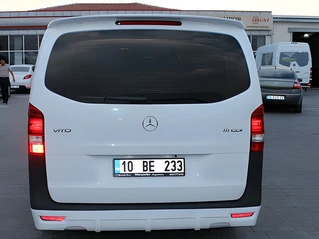 Спойлер (під фарбування) для Mercedes Vito / V-class W447 2014- рр
