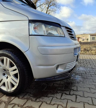 Передня лип накладка (ABS) для Volkswagen T5 Multivan 2003-2010 рр