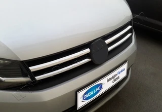 Накладки на решітку (2 шт., нерж) Carmos - Турецька сталь для Volkswagen Caddy 2015-2020 рр