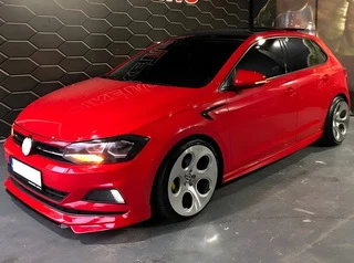 Накладки на дзеркала RLine-Look (2 шт) для Volkswagen Polo 2017- рр