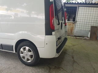 Накладка на задній бампер EuroCap (ABS) для Renault Trafic 2001-2015 рр