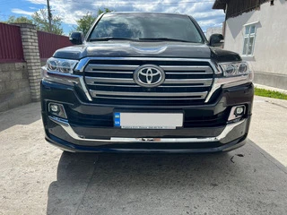 Комплект обвісів 2016-2025 (Executive 2019) Чорний колір для Toyota Land Cruiser 200