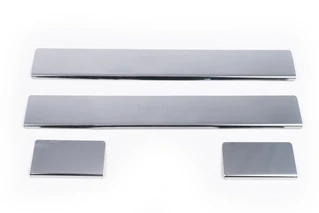 Накладки на пороги Carmos V2 (4 шт, нерж.) для Chevrolet Aveo T300 2011-2020 рр