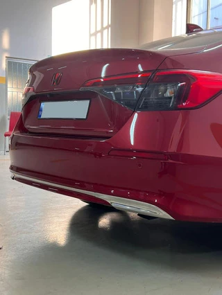 Накладка на задній бампер (Sedan, нерж) для Honda Civic Sedan 2021- рр
