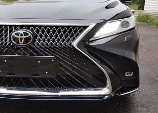 Комплект обвісів Lexus LS style для Toyota Camry 2018-2023 рр