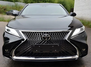 Комплект обвісів Lexus LS style для Toyota Camry 2018-2023 рр