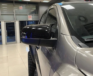 Накладки на дзеркала 2015-2025 (BMW-style, 2 шт) для Ford Ranger рр