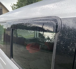 Вітровики (2 шт, Niken) 2010-2015, 2 штуки для Fiat Doblo II рр